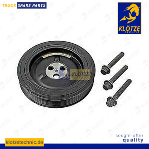 Pulley crankshaft with screws
